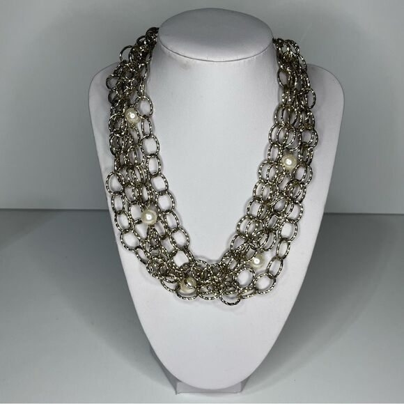 ✨ 3/$25 Statement Fashion Jewelry ✨ - Picture 2 of 7